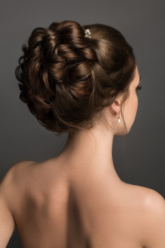 The Essential Bride Classic Bridal & Event Hair Course